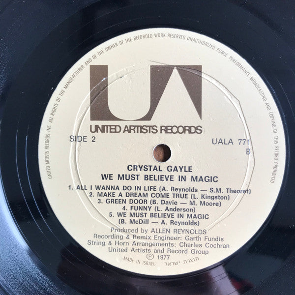 Crystal Gayle : We Must Believe In Magic (LP, Album)